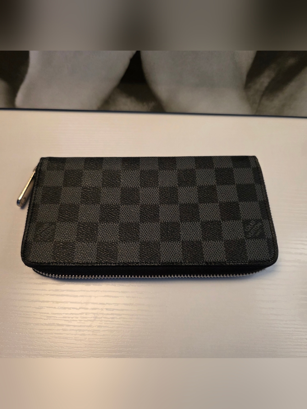 Damier Graphite Zippy Organizer Wallet